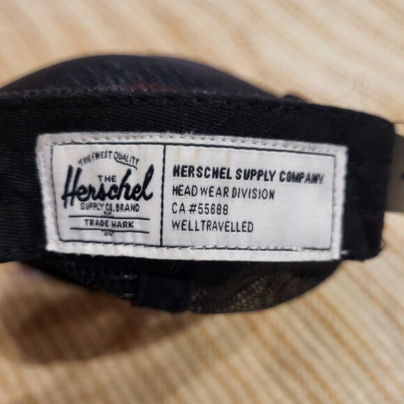 Herschel black mesh whaler cap - Picture 4 of 4